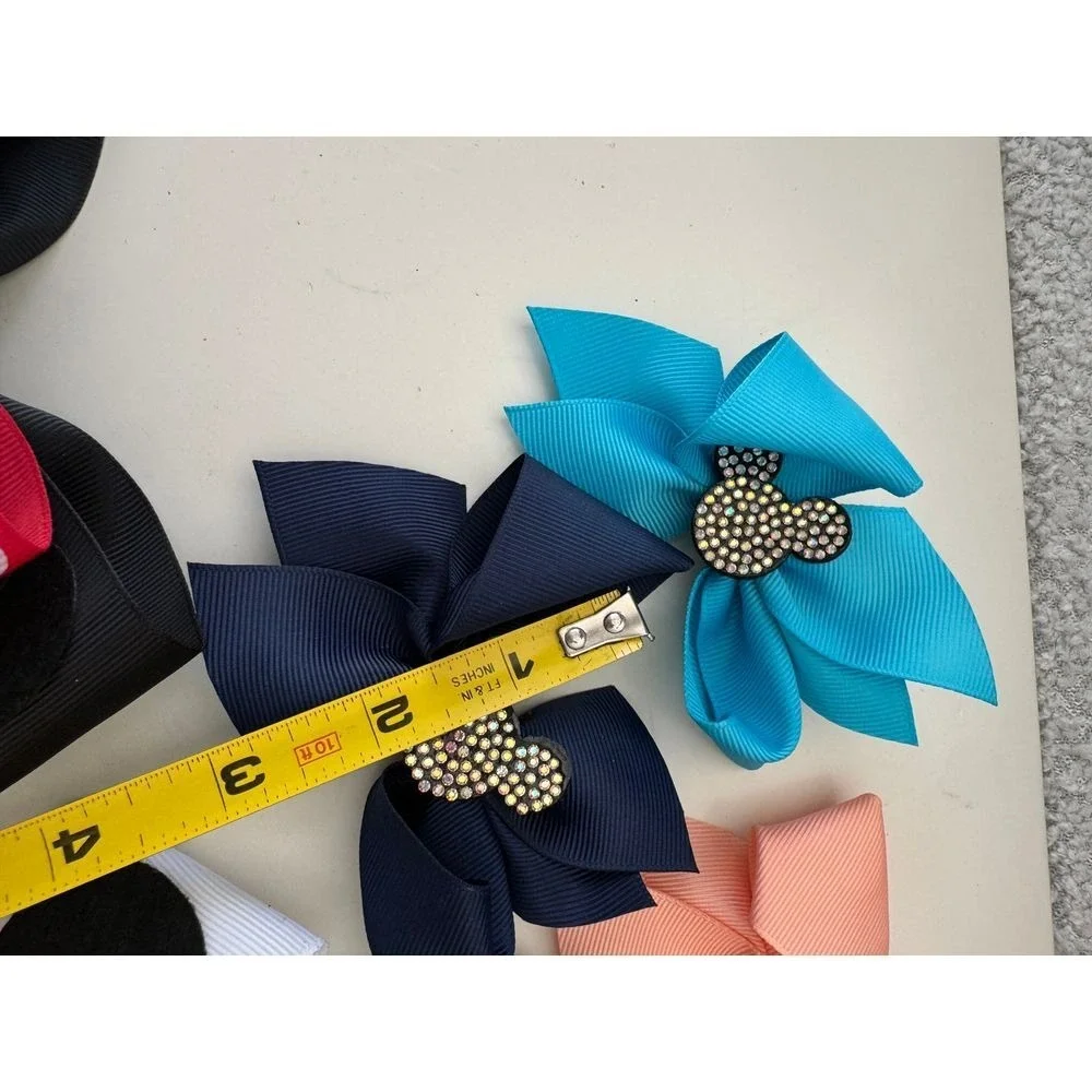 Set of 19 Mickey/Minnie Mouse Bows small and large Disney Fun‎